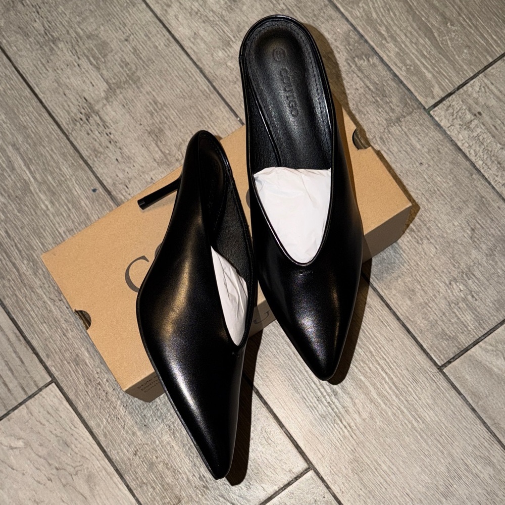 Black Women's Mules with kitten heel - Picture 5 of 7